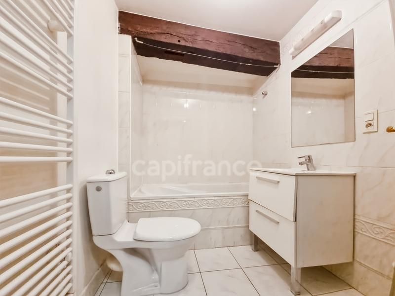 Appartement - 111 m² - 6 pièces