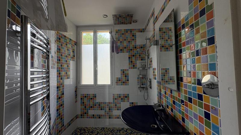 Maison - 180 m² - 7 pièces