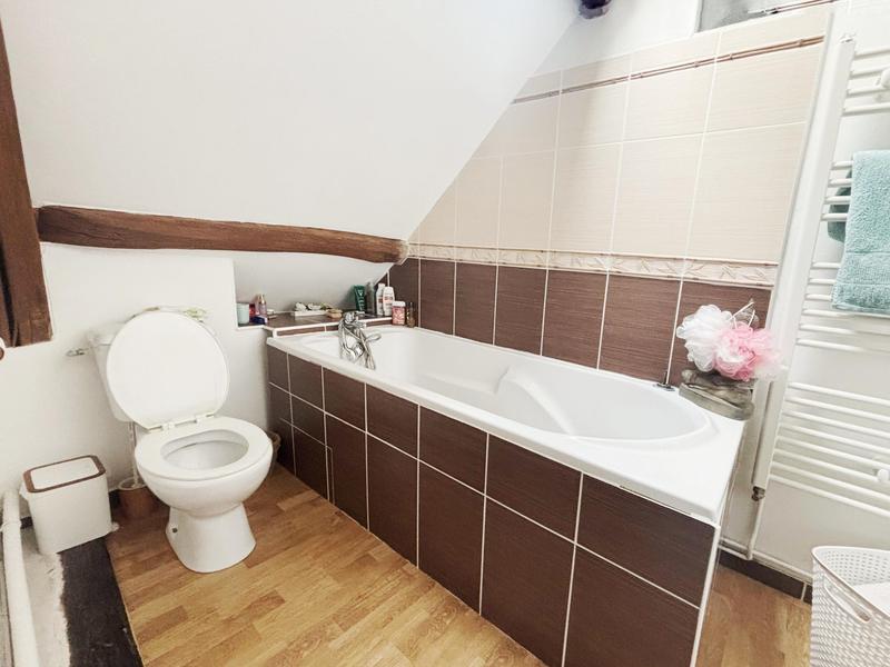 Maison ancienne - 133 m² - 7 pièces