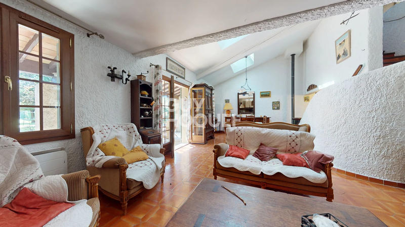 Maison - 140 m² - 6 pièces