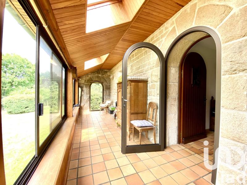 Maison - 220 m² - 6 pièces