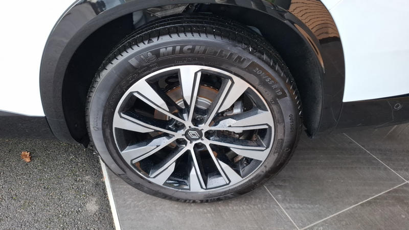 Renault Espace VI Techno E-Tech Hybride 200