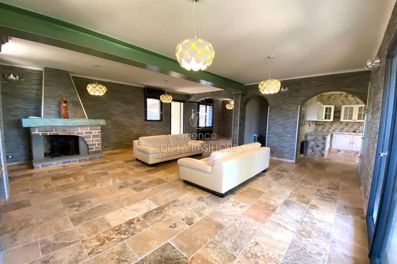 Villa - 105 m² - 4 pièces