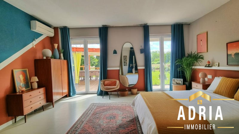 Maison - 150 m² - 8 pièces