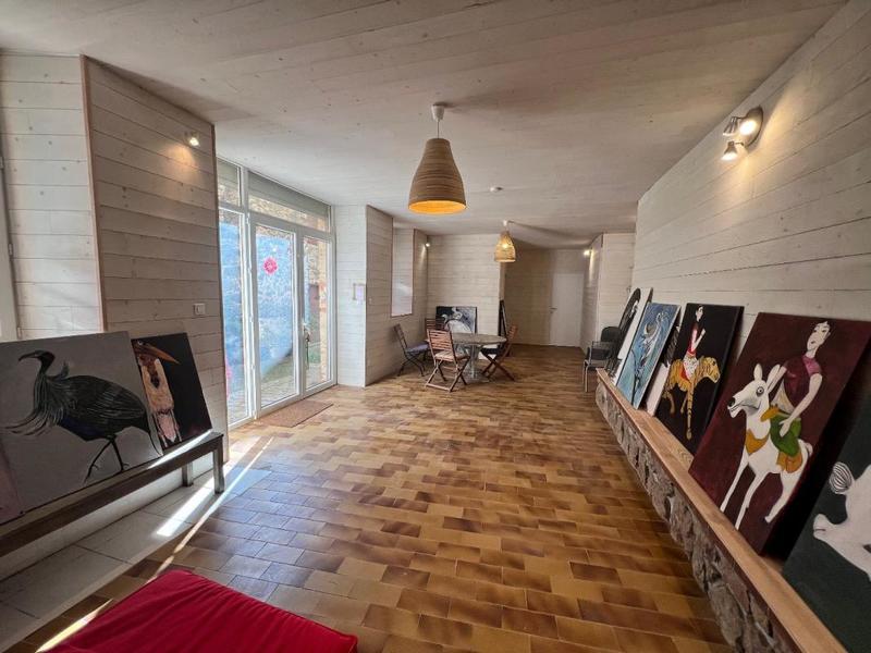 Maison de village - 270 m² - 6 pièces