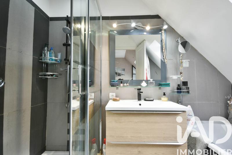 Maison - 140 m² - 7 pièces