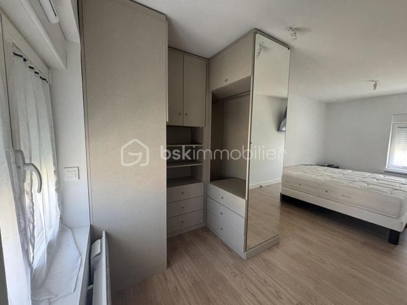 Maison - 96 m² - 5 pièces