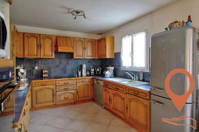 Maison traditionnelle - 140 m² - 7 pièces