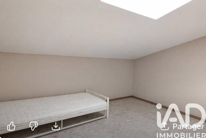 Maison - 252 m² - 8 pièces