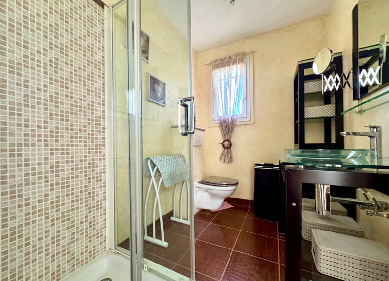 Villa - 157 m² - 7 pièces