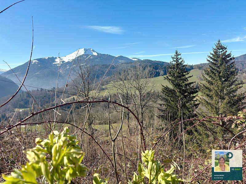 Terrain constructible - 2 866 m²