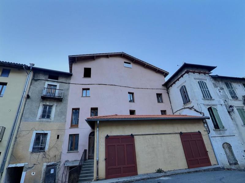 Loft - 74 m² - 4 pièces