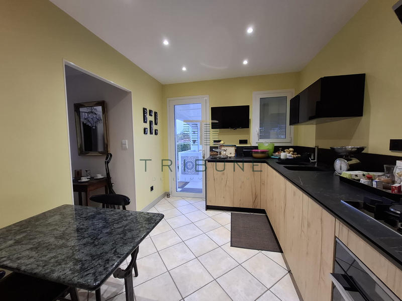 Maison - 107 m² - 3 pièces