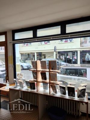 Local commercial - 40 m² - 1 pièce