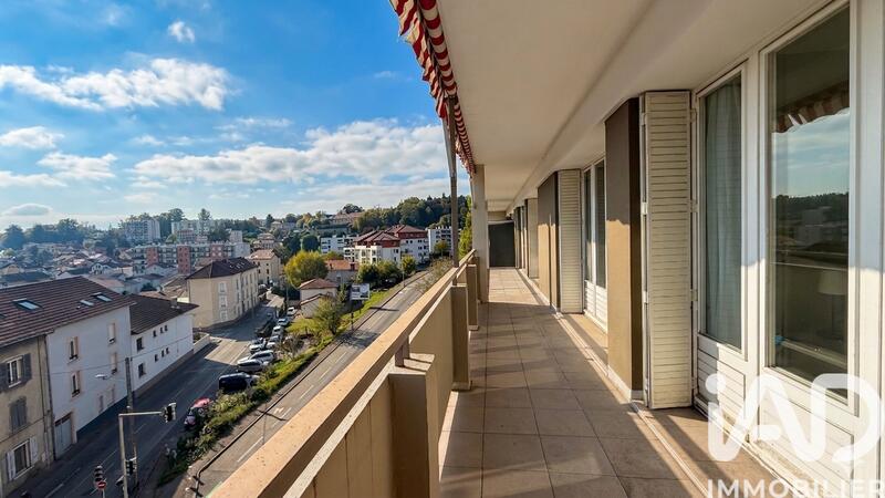 Appartement - 97 m² - 4 pièces