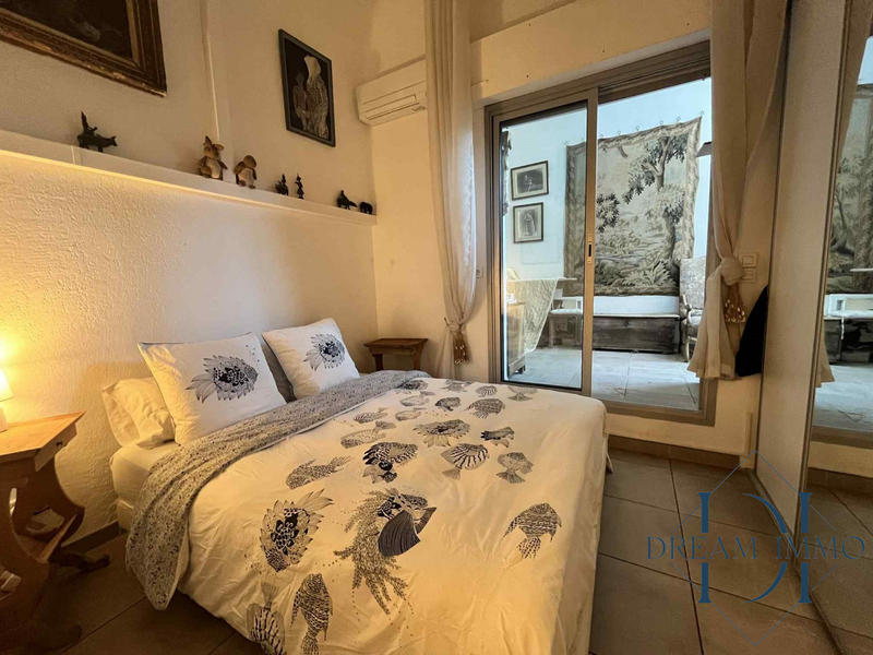 Appartement - 79 m² - 4 pièces