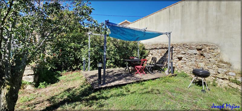 Maison - 332 m² - 11 pièces