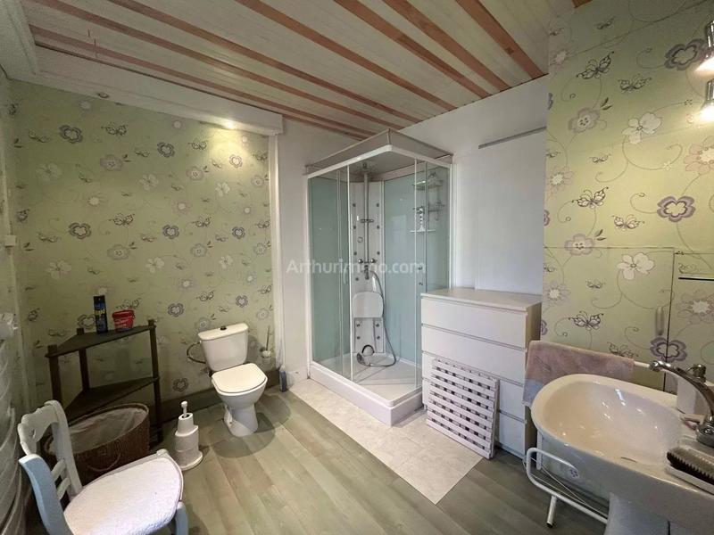 Maison - 265 m² - 12 pièces