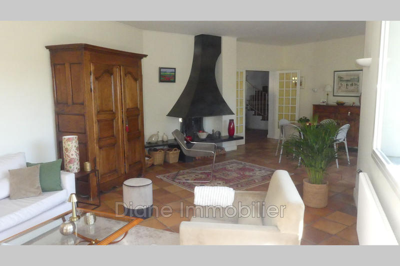 Villa - 210 m² - 7 pièces