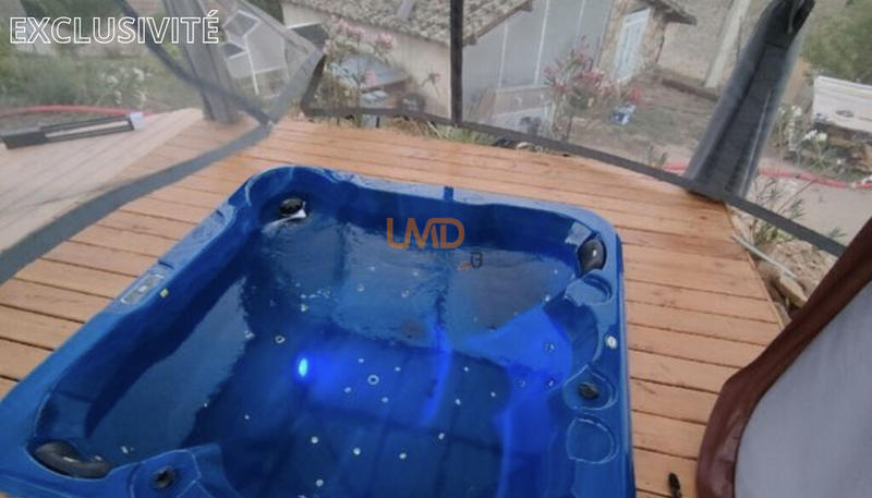 Maison de bois - 75 m² - 3 pièces