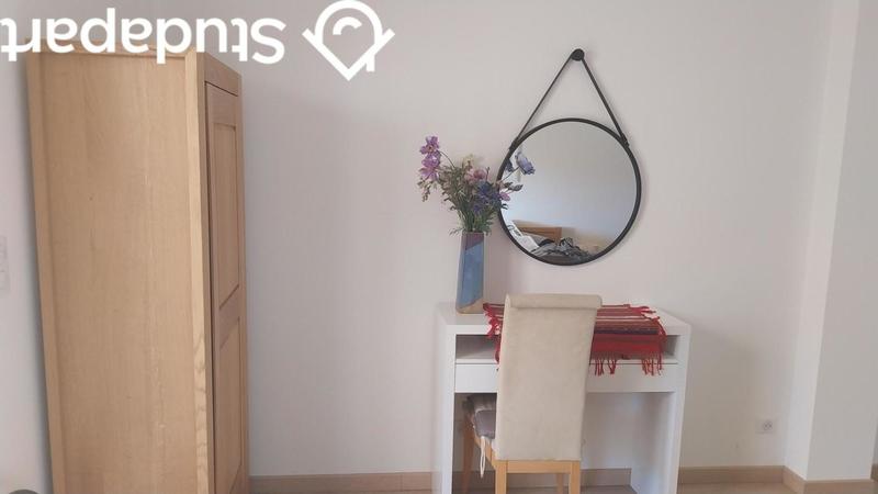 Chambre - 17 m² - 1 pièce