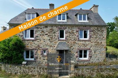 Maison - 151 m² - 6 pièces