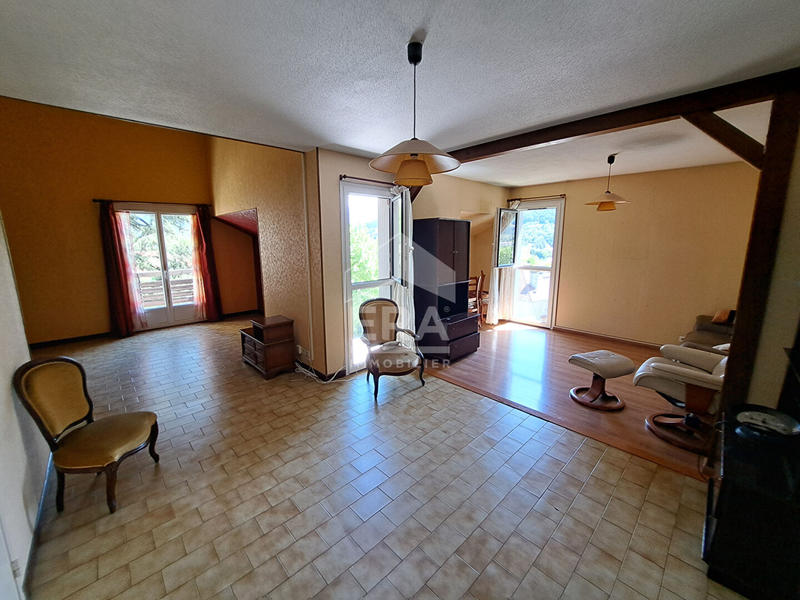 Appartement - 114 m² - 5 pièces