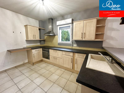 Maison - 83 m² - 5 pièces