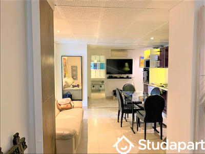 Chambre - 15 m² - 1 pièce