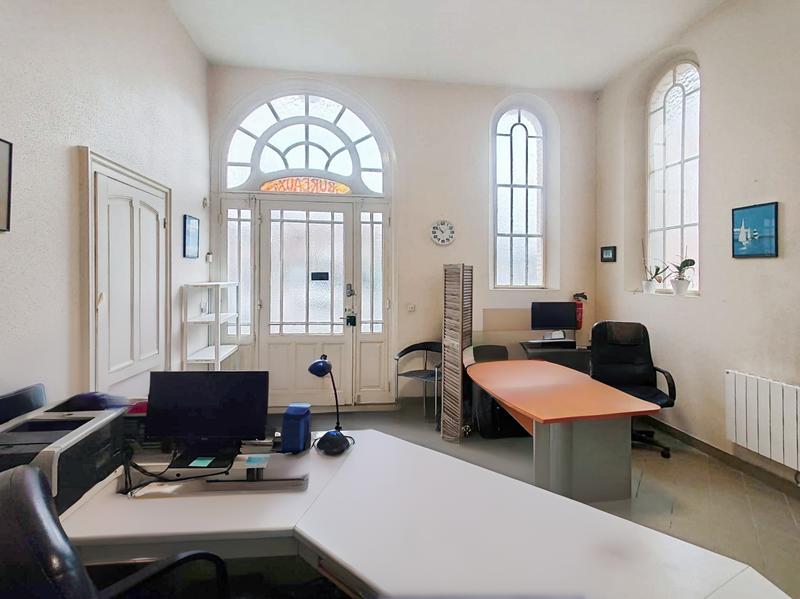 Propriété - 150 m² - 10 pièces