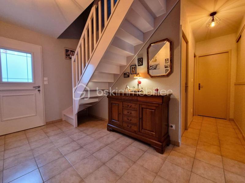 Maison traditionnelle - 152 m² - 6 pièces