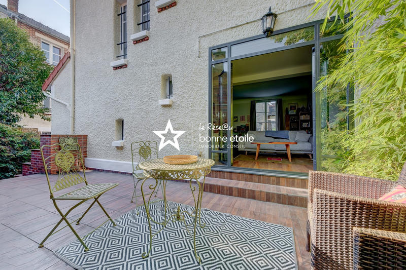 Maison - 185 m² - 6 pièces