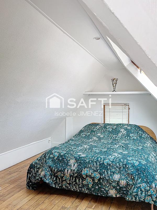 Maison - 90 m² - 5 pièces