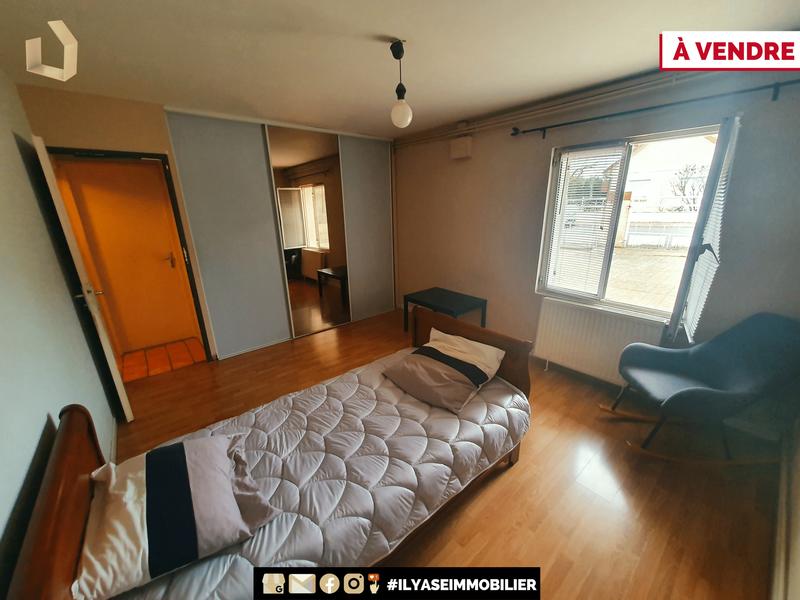 Maison - 159 m² - 7 pièces