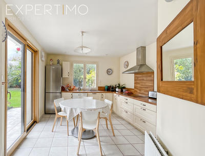 Maison - 156 m² - 7 pièces