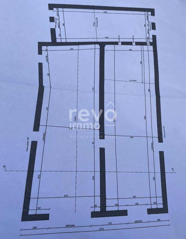 Grange - 296 m² - 3 pièces