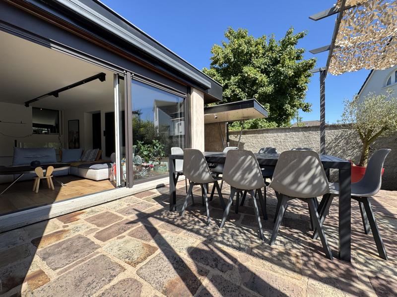 Maison - 170 m² - 6 pièces