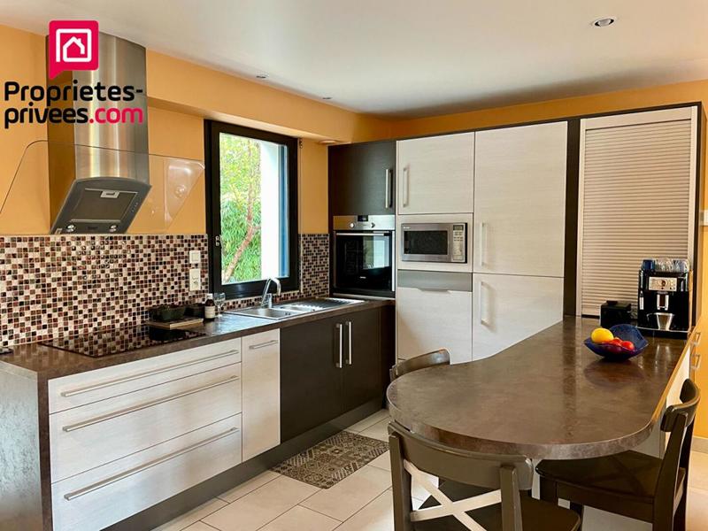 Maison - 103 m² - 7 pièces