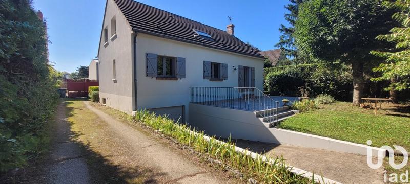 Maison - 171 m² - 7 pièces