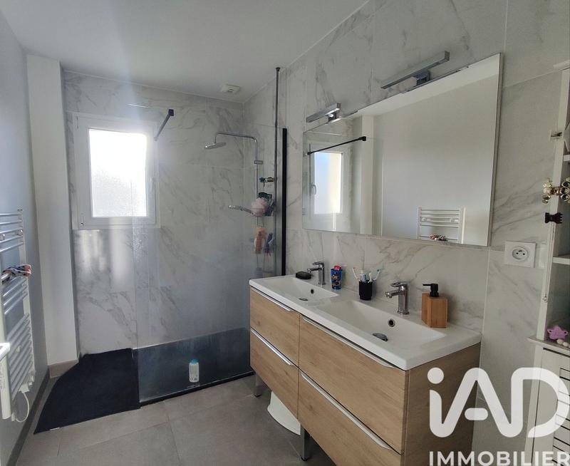 Maison - 143 m² - 5 pièces