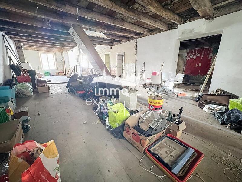 Propriété - 213 m² - 8 pièces