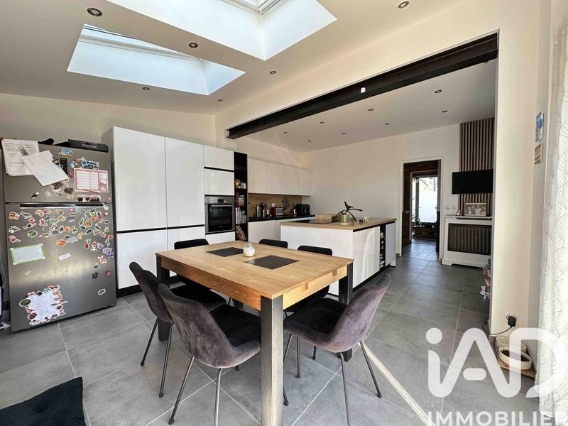 Maison - 103 m² - 6 pièces