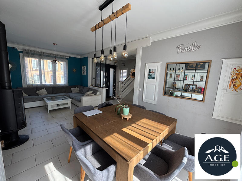 Maison - 145 m² - 7 pièces