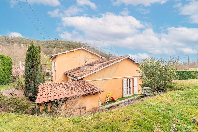 Maison - 173 m² - 6 pièces