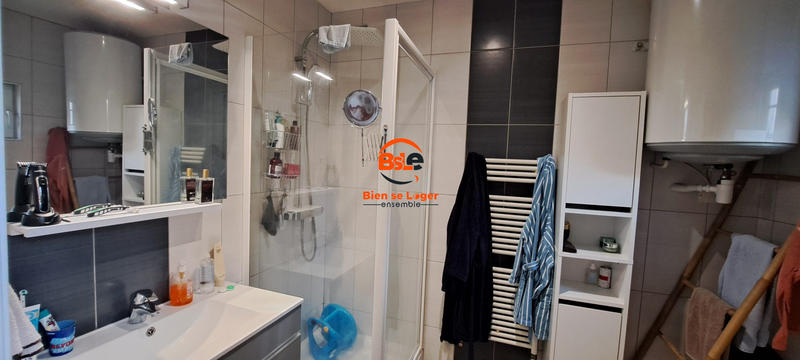 Maison - 190 m² - 8 pièces