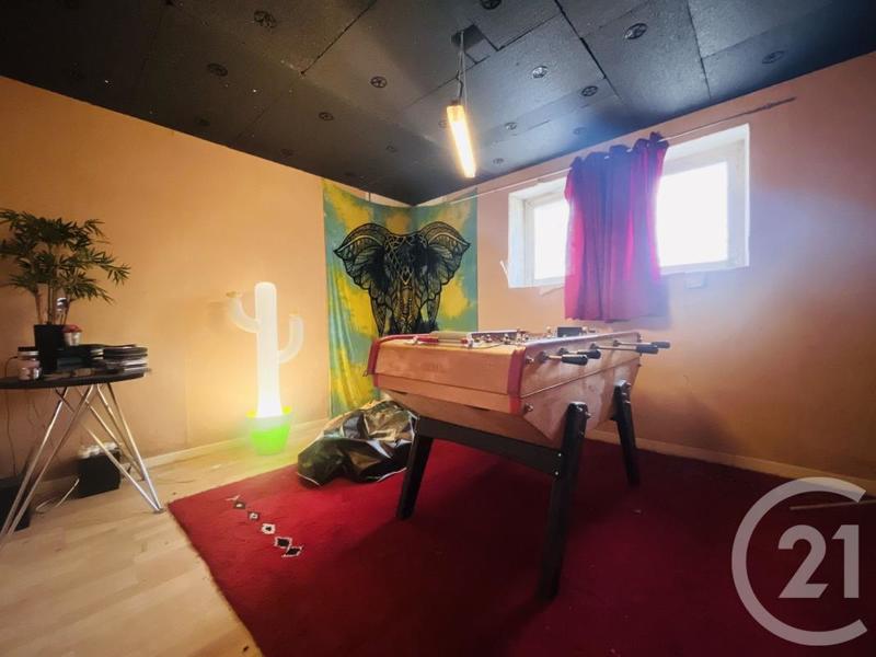 Maison - 104 m² - 5 pièces