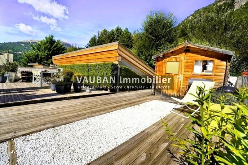 Appartement - 104 m² - 4 pièces