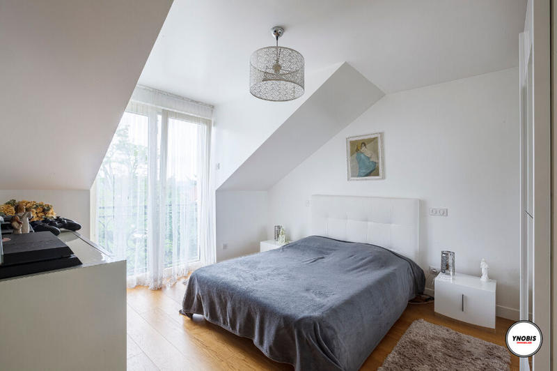 Maison - 190 m² - 8 pièces