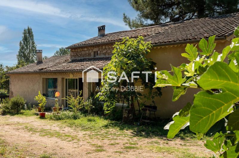 Maison - 195 m² - 8 pièces