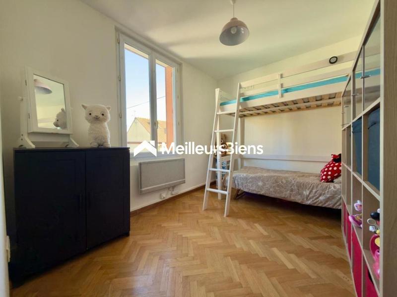 Maison - 77 m² - 4 pièces